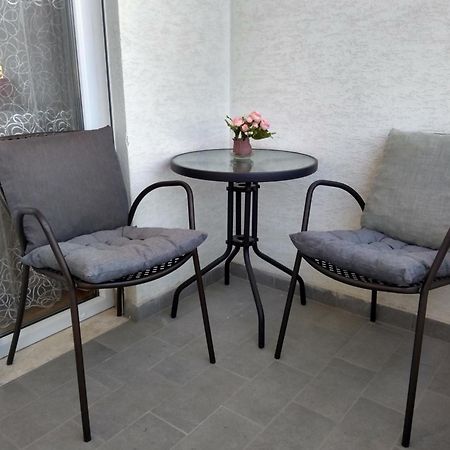 City Center Cute And Comfy Apartment - Ajia Apartments Tirana Exterior foto